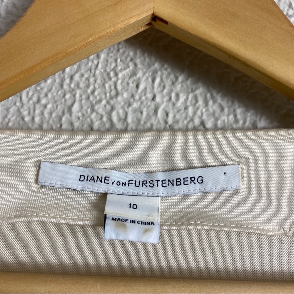 Diane Von Furstenberg Silk Julian II Wrap Dress - Picture 6 of 8